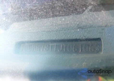 1988 Jeep Cherokee из США, поврежденный, VIN 1JCHR7811JT061063